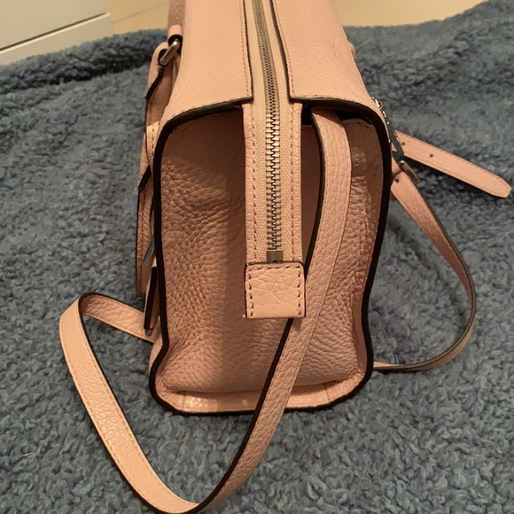 Michael kors handbag - Picture 7 of 11